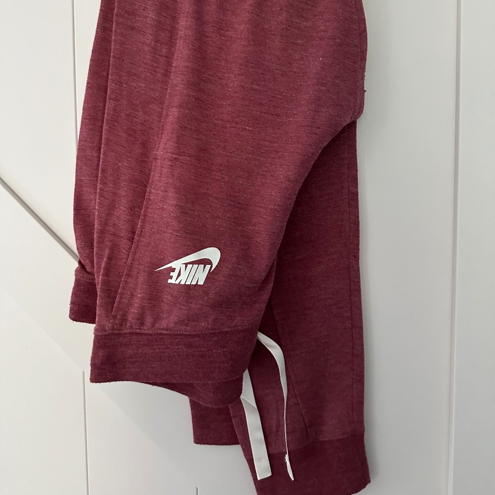 Nike Joggers Women's Size M